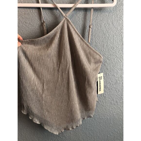 No Boundaries Womens Tank Top Medium Criss Cross Halter Light Gray Boho Fairy - Picture 2 of 9